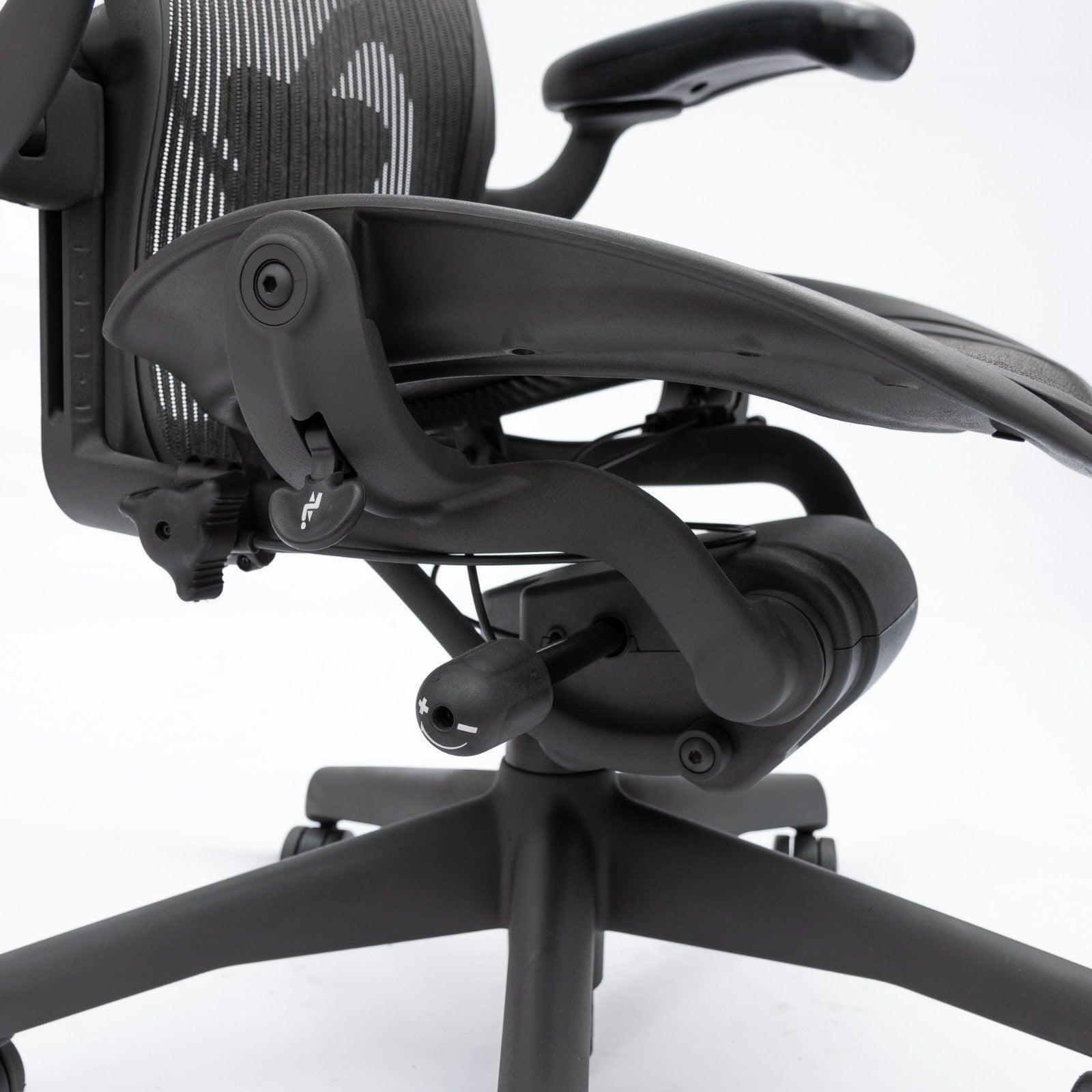 Herman Miller Aeron Posturefit Classic Office Chair - Size B - FULLY LOADED