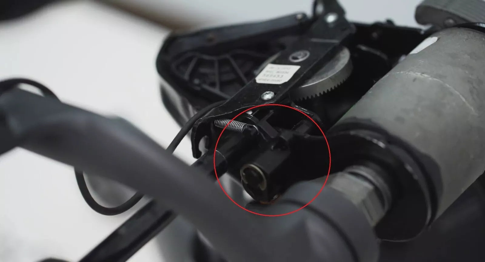 Herman Miller Aeron Forward Front Tilt Cam - HM Chairs