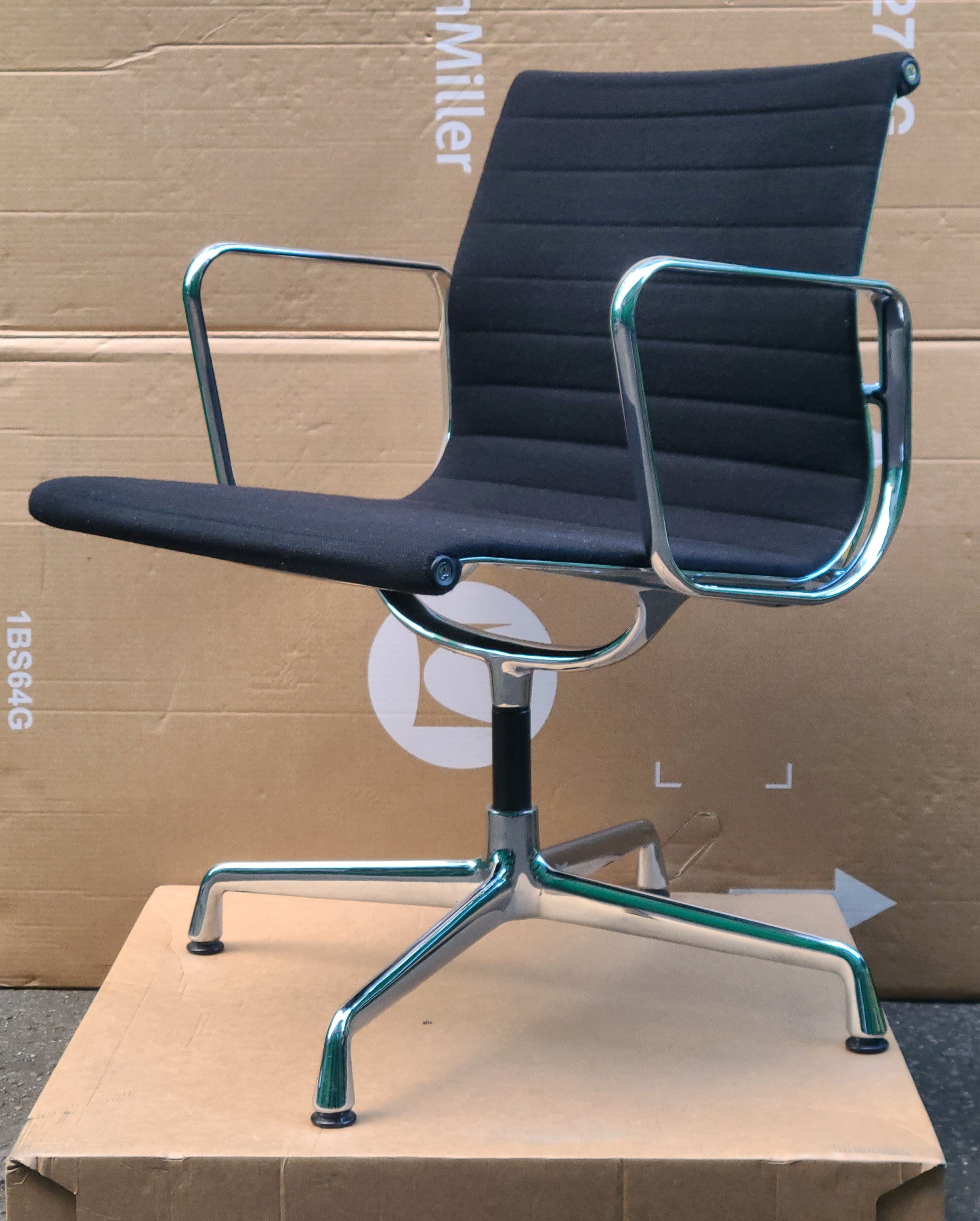 Vitra Eames EA108 Aluminium Group Chair RRP £2,290.00