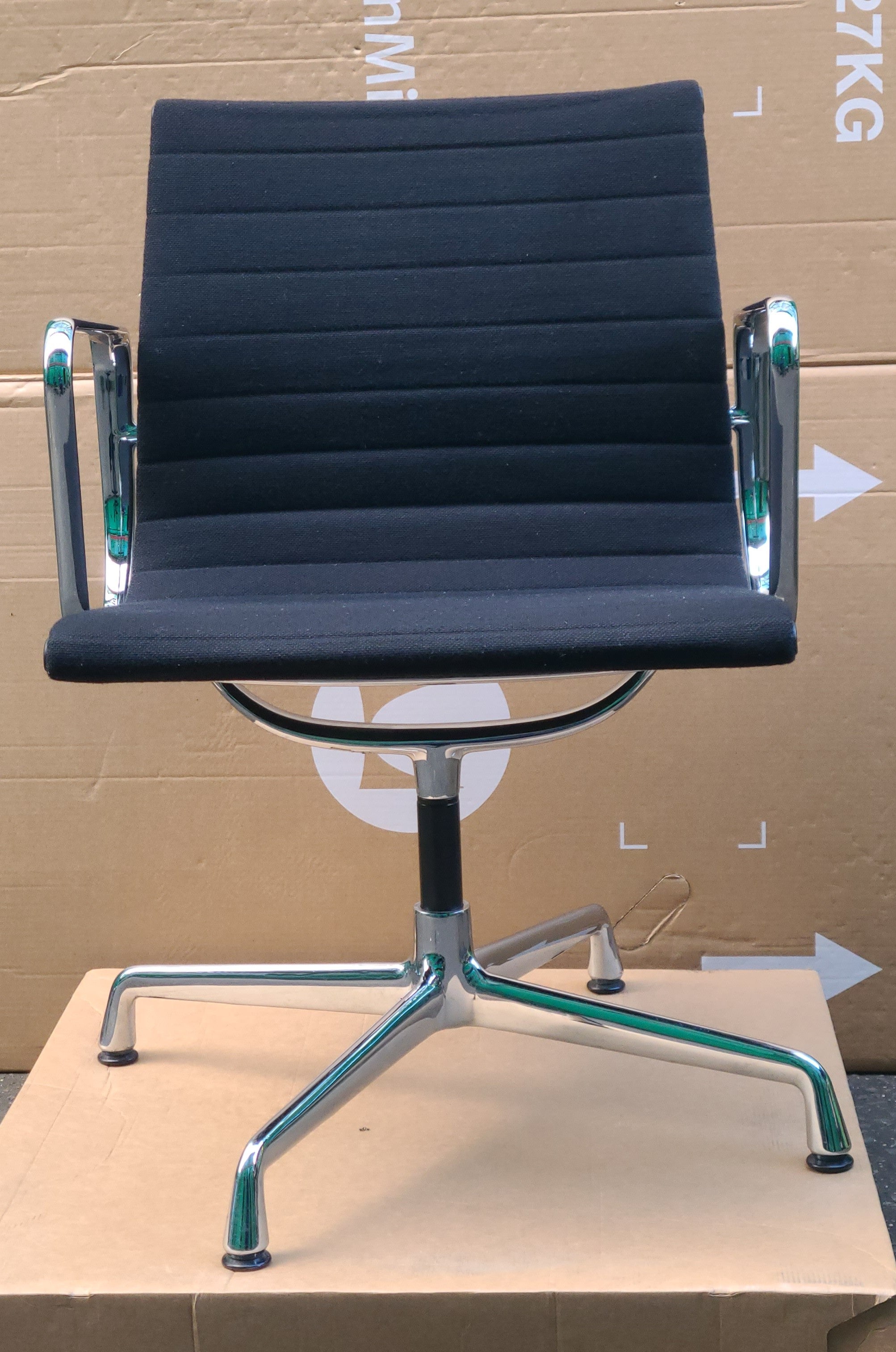 Vitra Eames EA108 Aluminium Group Chair RRP £2,290.00