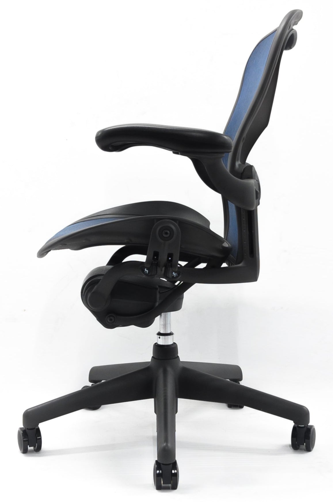 Herman Miller Aeron Posturefit Office Chair Blue - Size B - FULLY LOADED