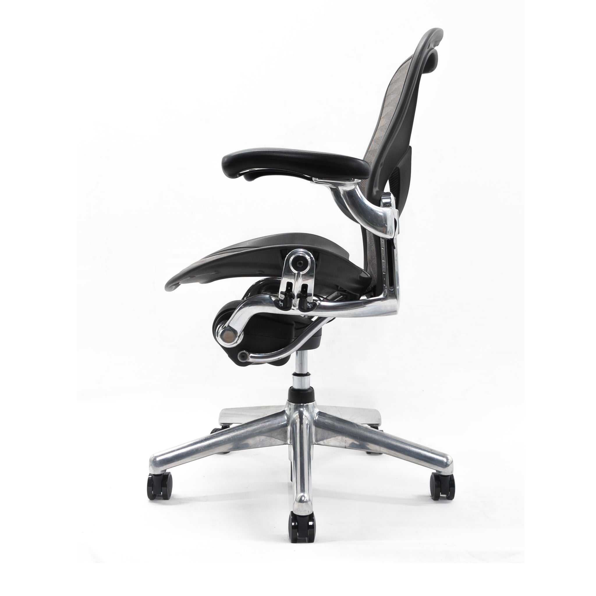 Herman Miller Aeron Posturefit Chrome Office Chair - Size B - FULLY LOADED (Weave Back mesh and Graphite Seat Mesh)