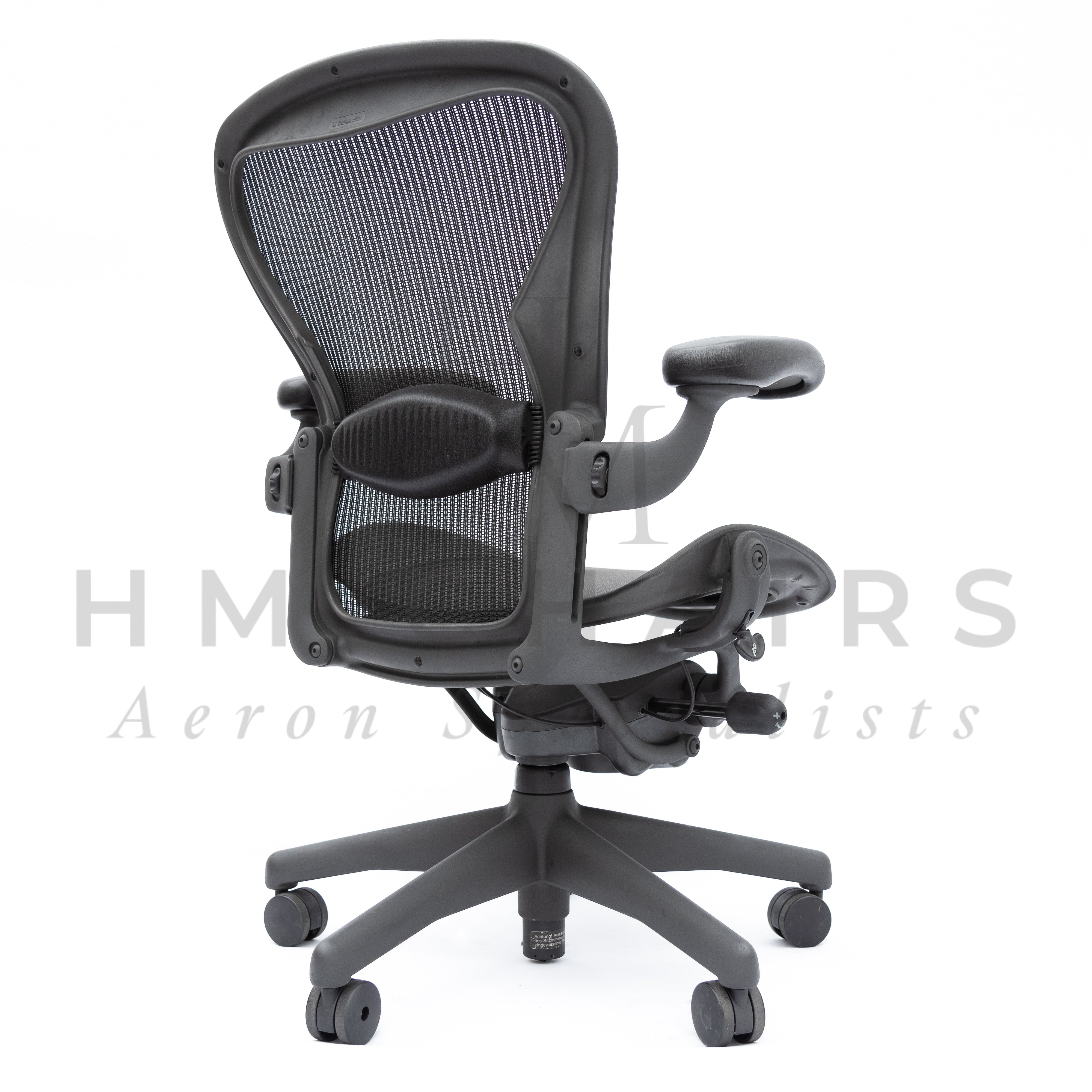 HermanMillerAeronLumbar-RollerArms-Graphite-RightAngleBackView-WM