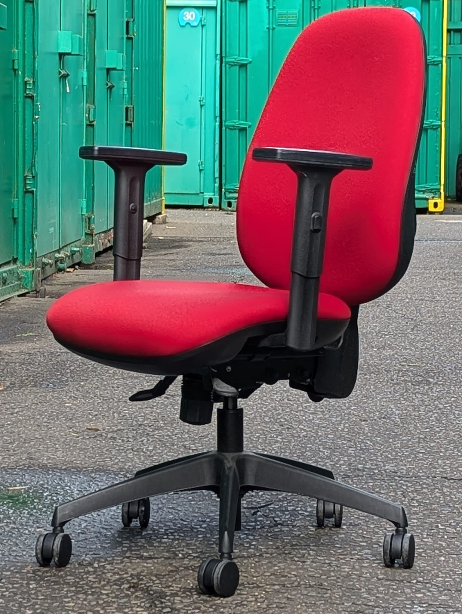 Red Swivel Chair Office Operator Task Chair Fully Loaded - Excellent - RRP £360