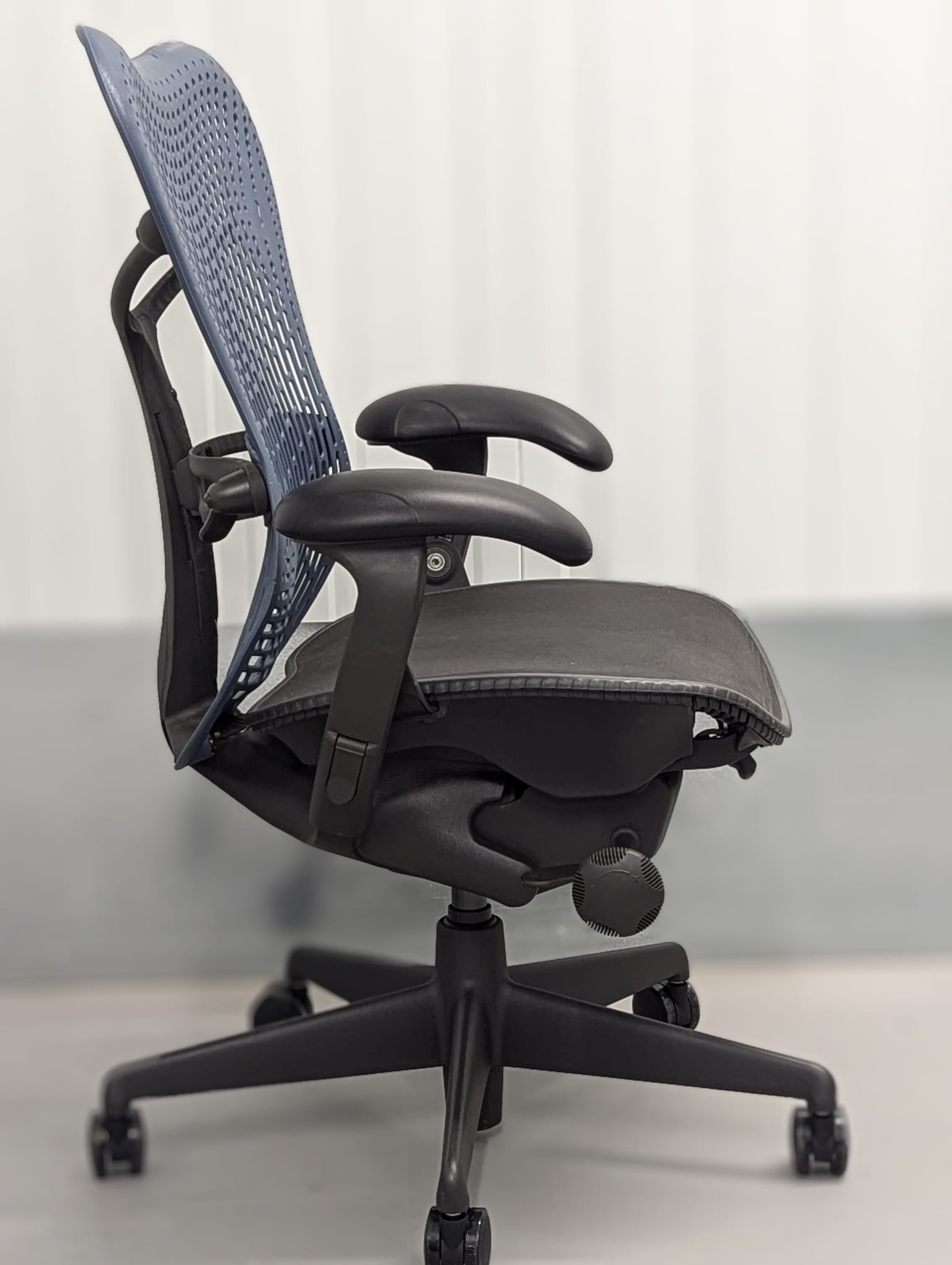 Herman Miller Mirra Fully Loaded Office Chair with Lumbar Support Blue/Graphite