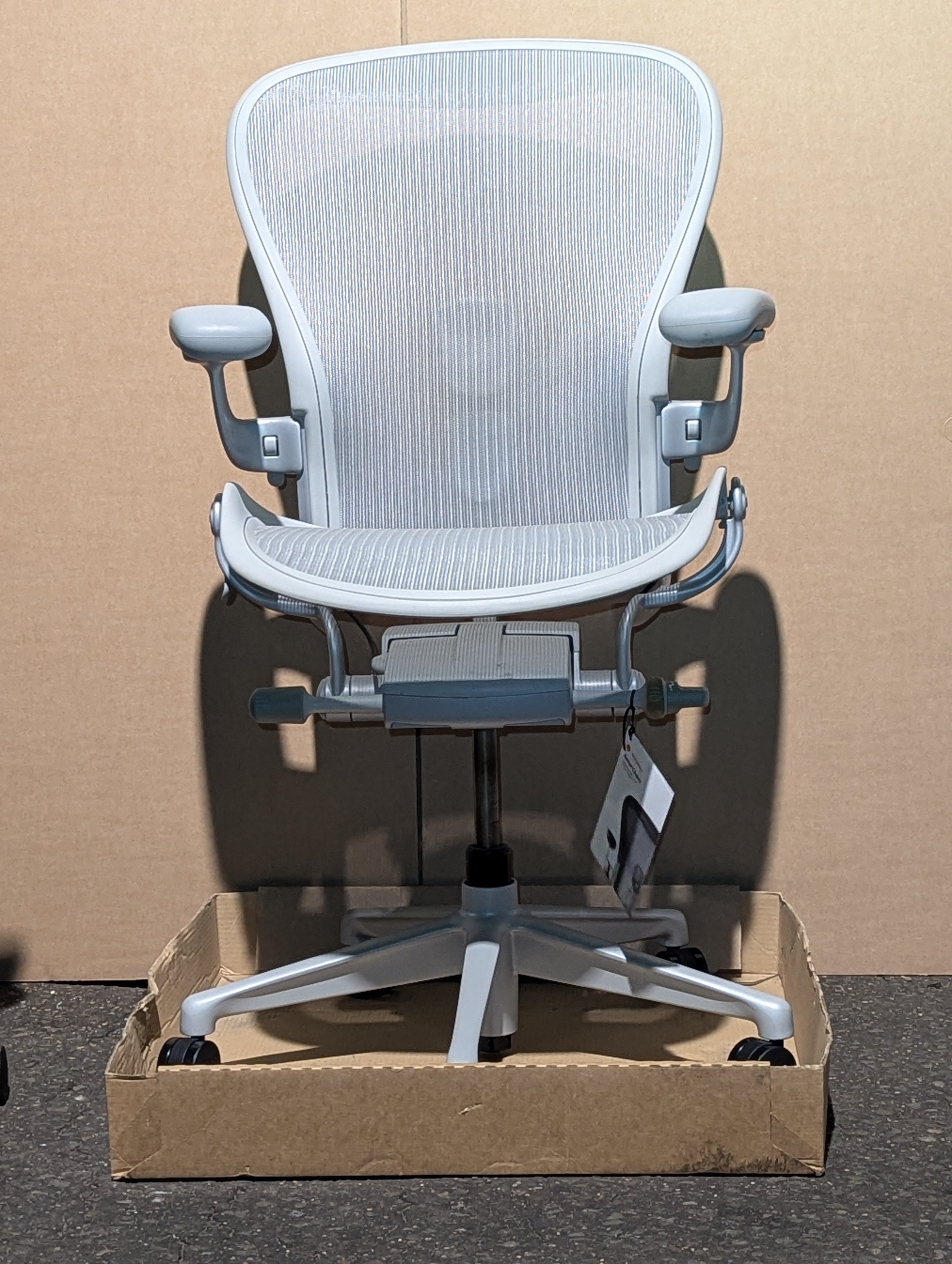 Herman Miller Aeron Remastered Posturefit SL Office Chair - Size C - FULLY LOADED (Mineral/Satin Aluminium)