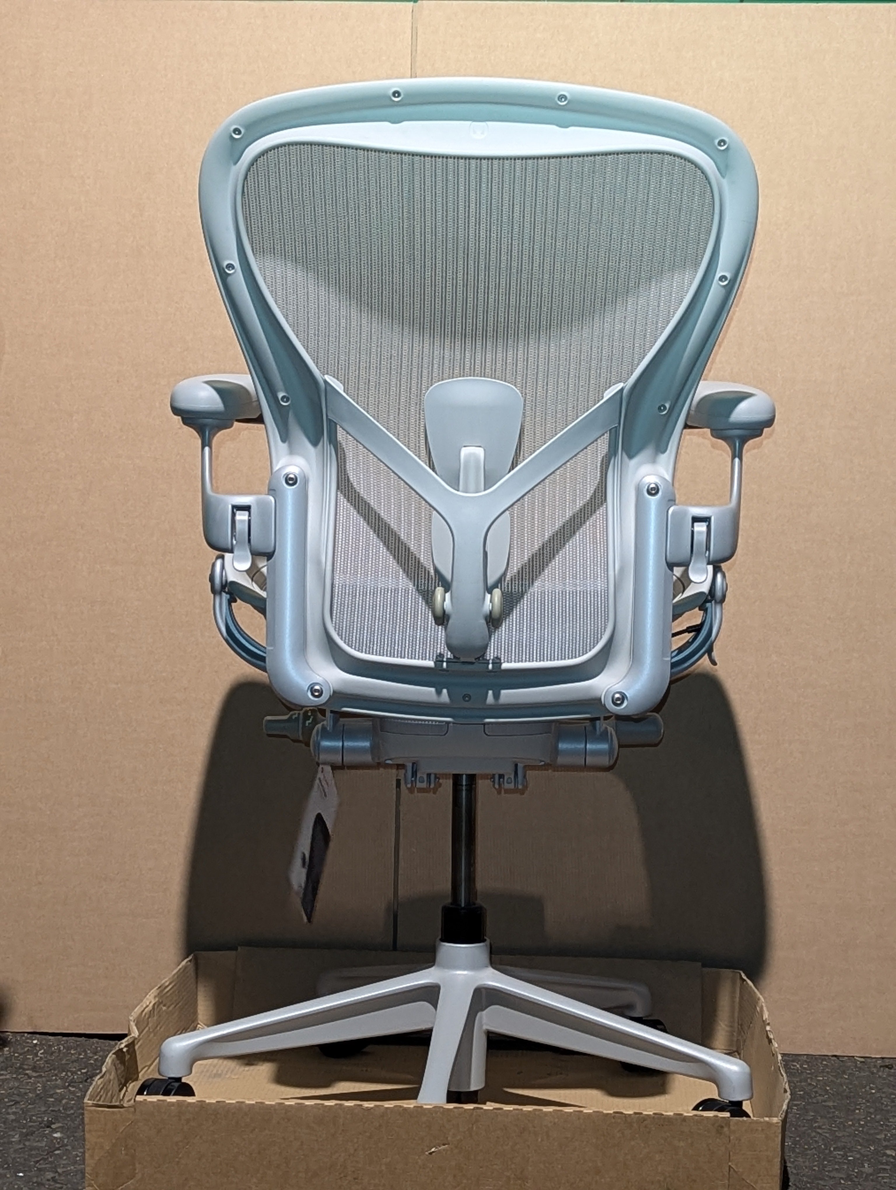 Herman Miller Aeron Remastered Posturefit SL Office Chair - Size C - FULLY LOADED (Mineral/Satin Aluminium)